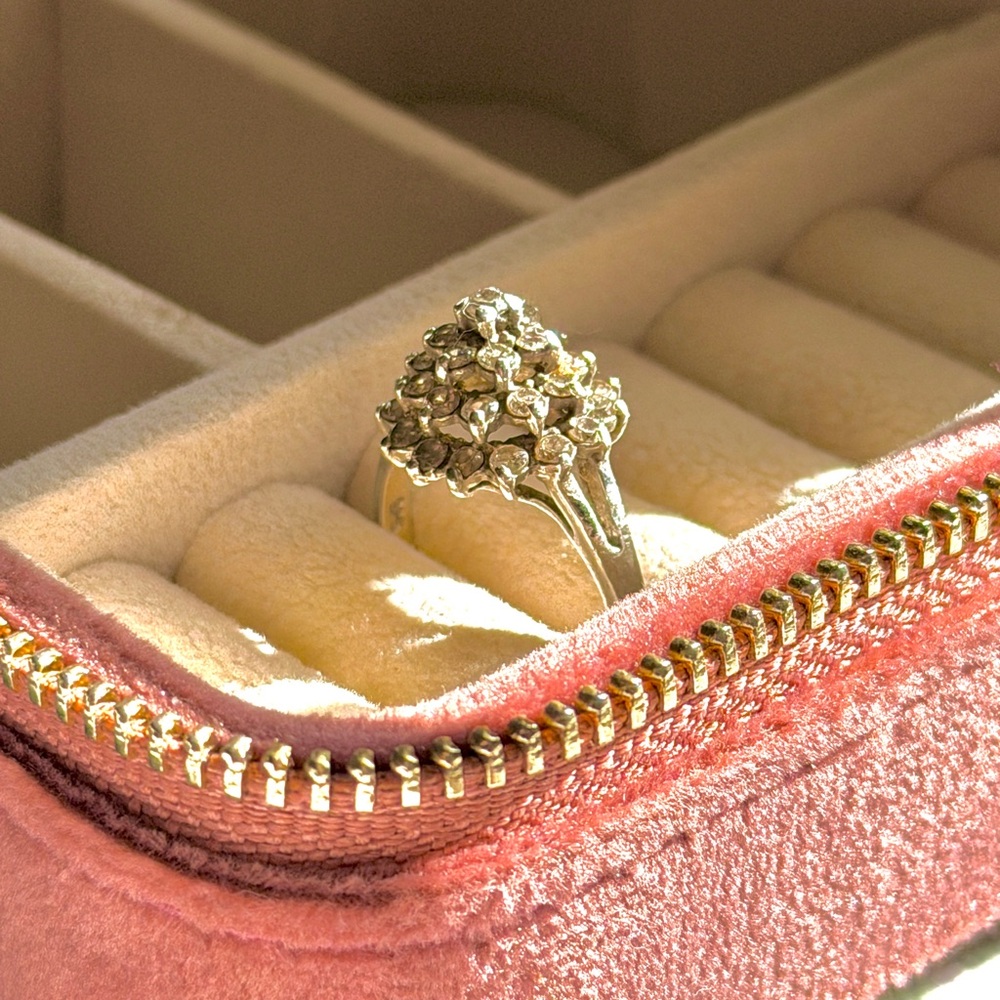 Gold Floral Cluster Ring - Women Jewelry